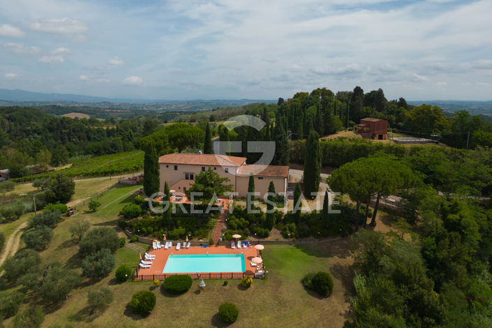 Image No.4-Maison de campagne de 12 chambres à vendre à Castelfiorentino
