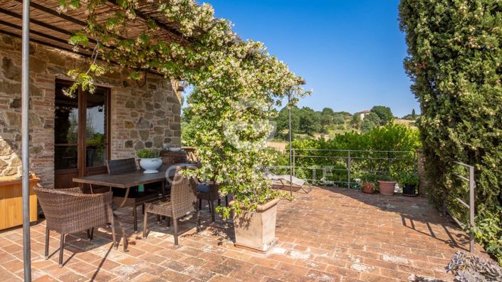 Image No.16-5 Bed Country House for sale
