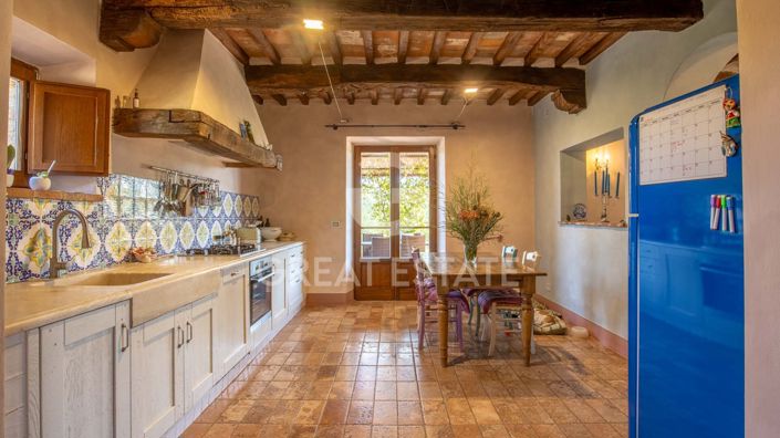 Image No.21-5 Bed Country House for sale