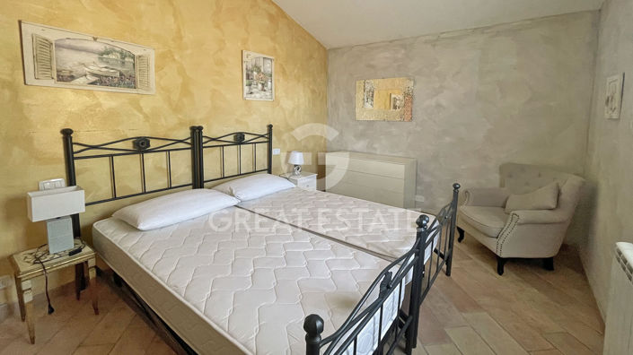 Image No.23-3 Bed Country House for sale