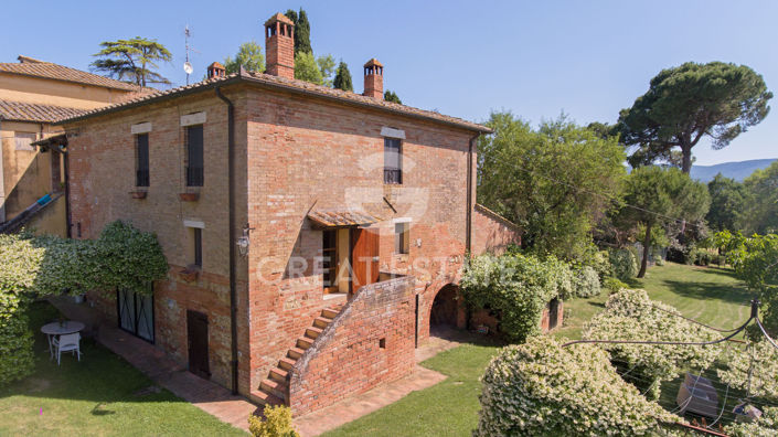 Image No.13-7 Bed Country House for sale