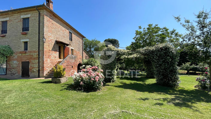 Image No.14-7 Bed Country House for sale