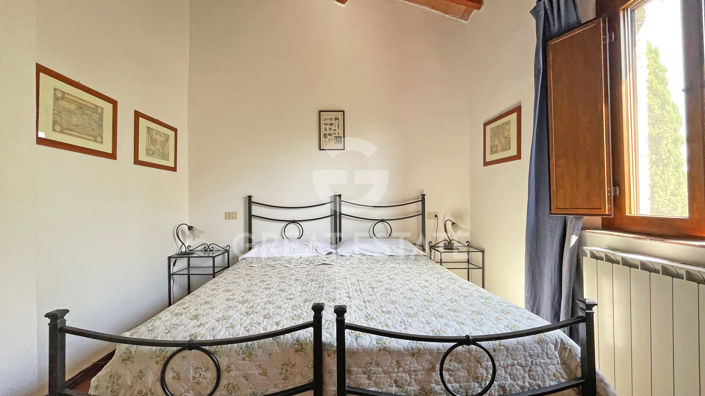 Image No.33-7 Bed Country House for sale