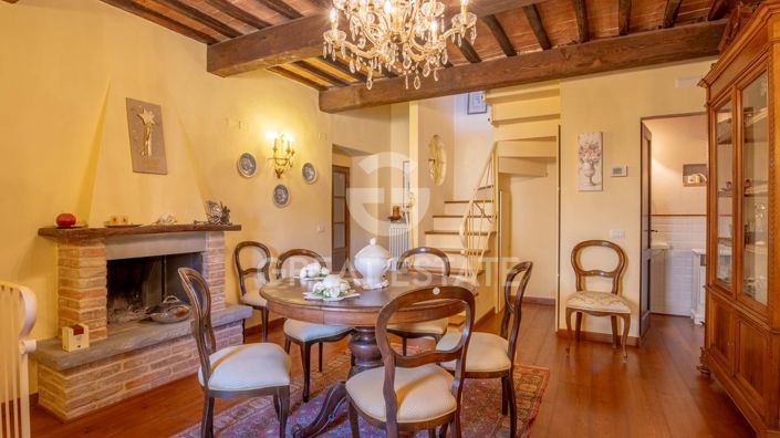 Image No.5-2 Bed Country House for sale