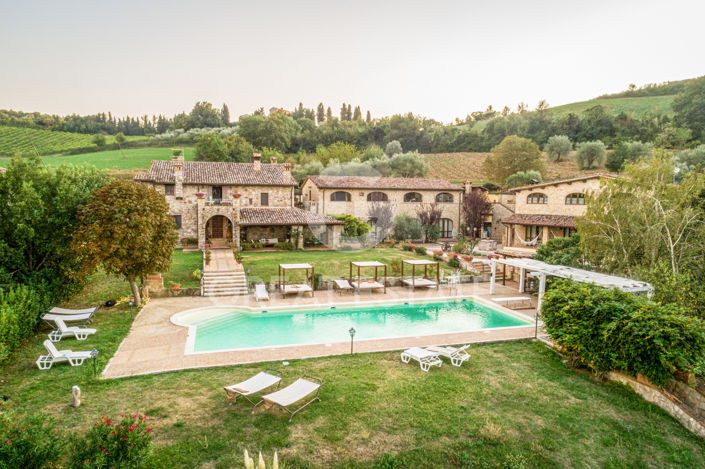 Image No.3-12 Bed Country House for sale