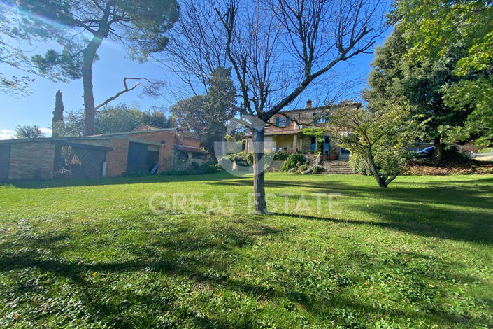 Image No.11-5 Bed Country House for sale