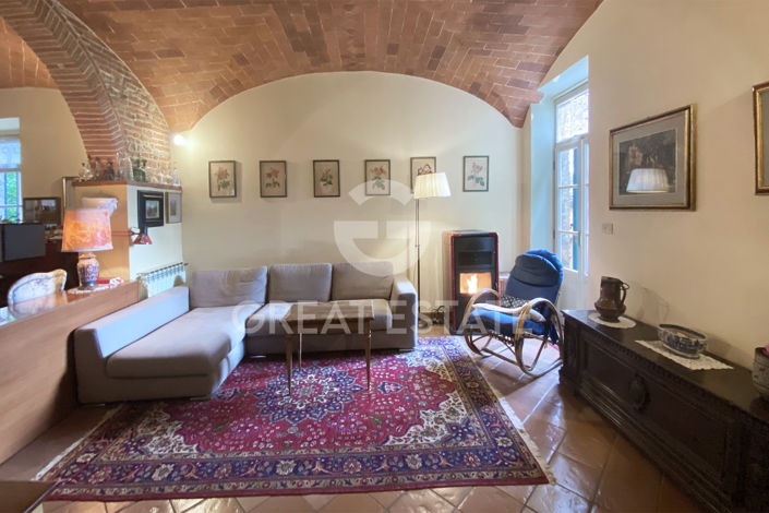 Image No.6-5 Bed Country House for sale