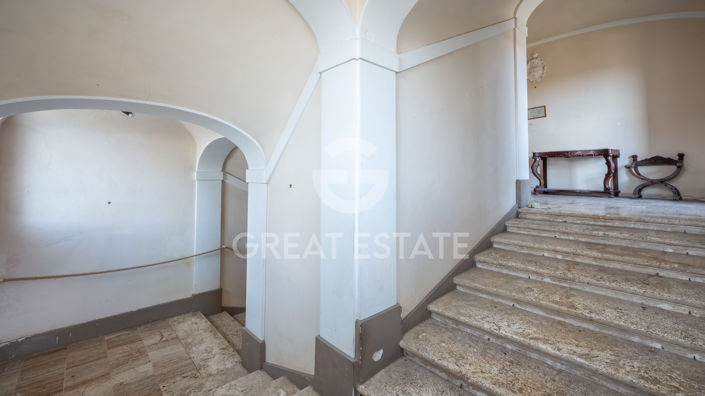 Image No.6-10 Bed Country House for sale