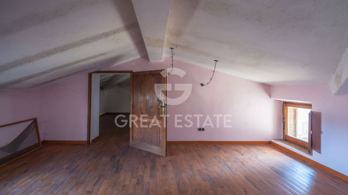 Image No.57-10 Bed Country House for sale