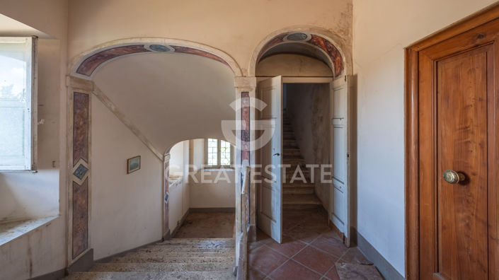 Image No.7-10 Bed Country House for sale