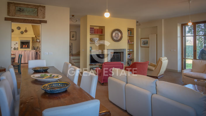 Image No.35-5 Bed Country House for sale