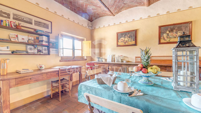 Image No.22-9 Bed Country House for sale