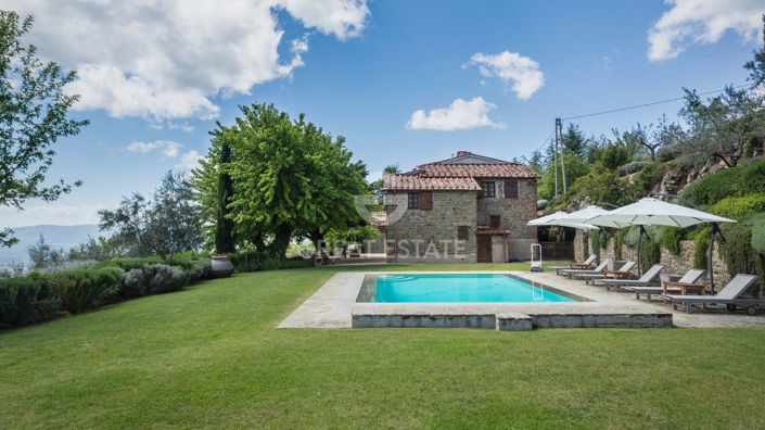 Image No.17-4 Bed Country House for sale