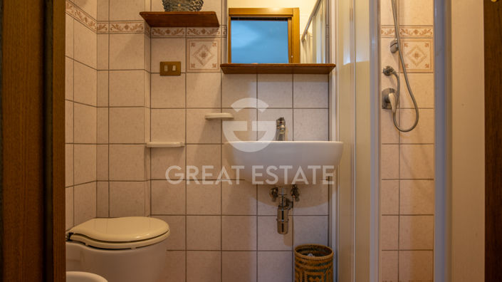 Image No.42-7 Bed Country House for sale