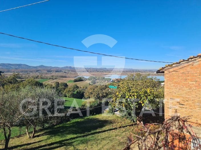 Image No.3-Maison de campagne de 3 chambres à vendre à Castiglione del Lago