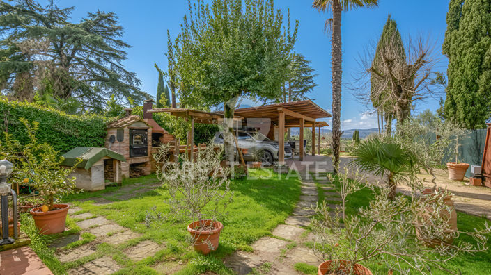Image No.3-Propriété de 5 chambres à vendre à Castiglione del Lago