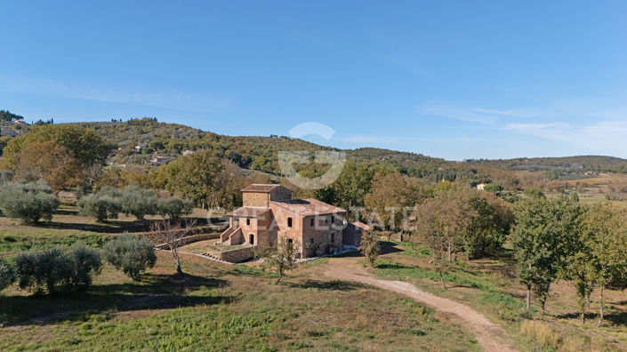 Image No.3-Maison de campagne de 4 chambres à vendre à Lucignano