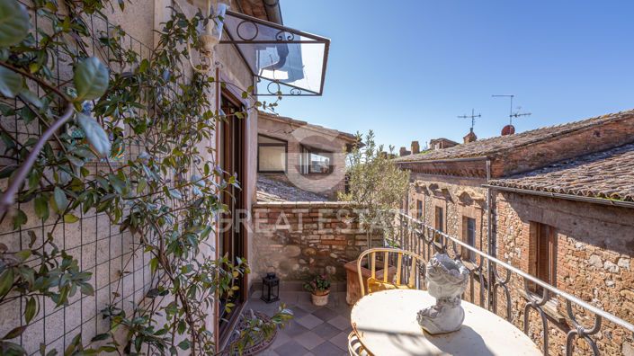 Image No.4-3 Bed Property for sale