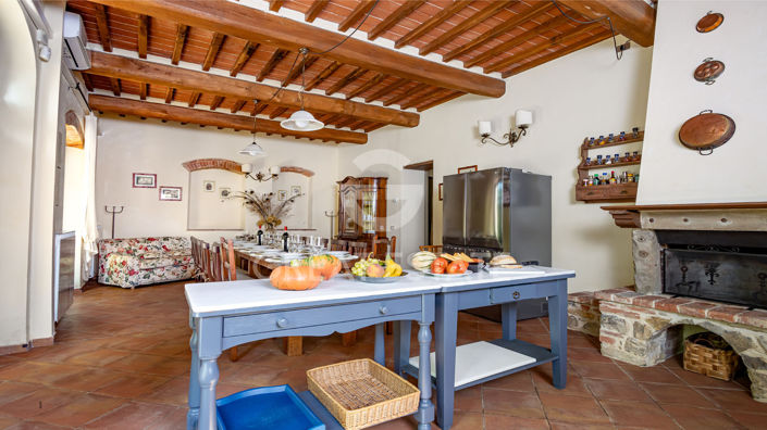 Image No.5-Maison de campagne de 7 chambres à vendre à Arezzo
