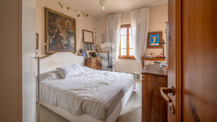 Image No.32-8 Bed Country House for sale