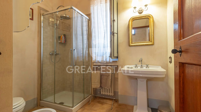 Image No.44-4 Bed Country House for sale