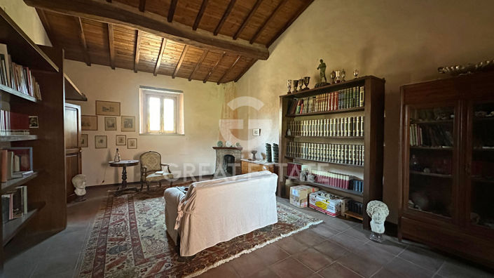 Image No.37-5 Bed Country House for sale