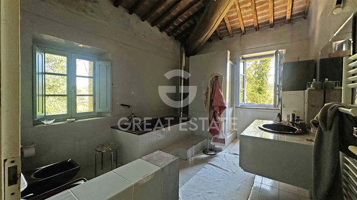 Image No.40-5 Bed Country House for sale