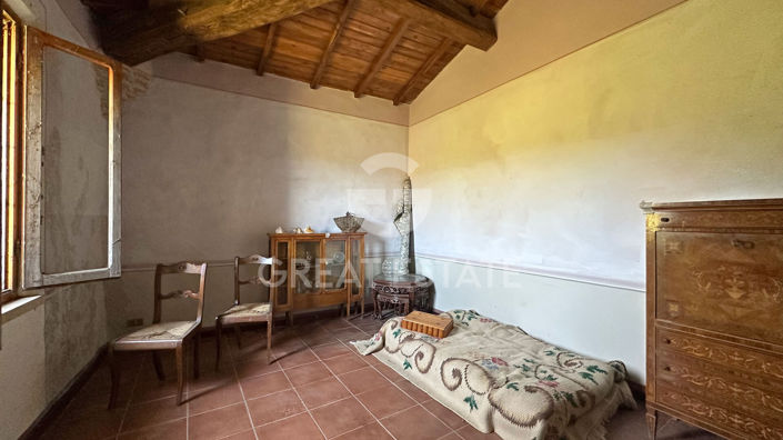 Image No.43-5 Bed Country House for sale