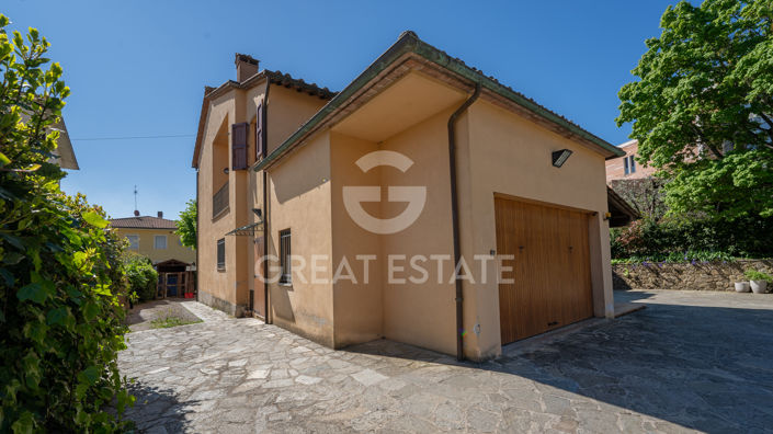 Image No.8-Maison de campagne de 5 chambres à vendre à Montepulciano
