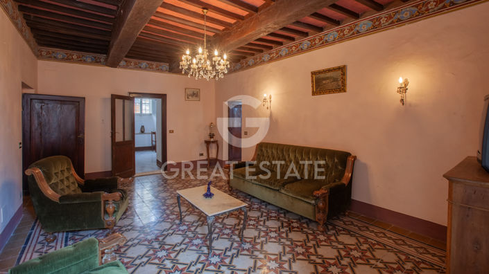Image No.5-4 Bed Property for sale