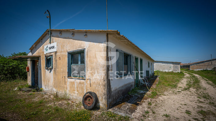 Image No.10-3 Bed Country House for sale