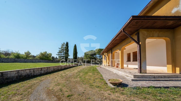 Image No.14-14 Bed Country House for sale