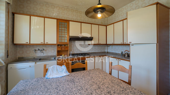 Image No.32-14 Bed Country House for sale