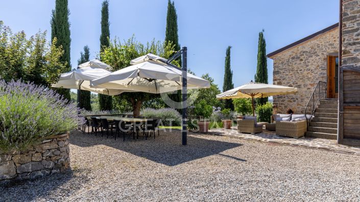 Image No.12-7 Bed Country House for sale