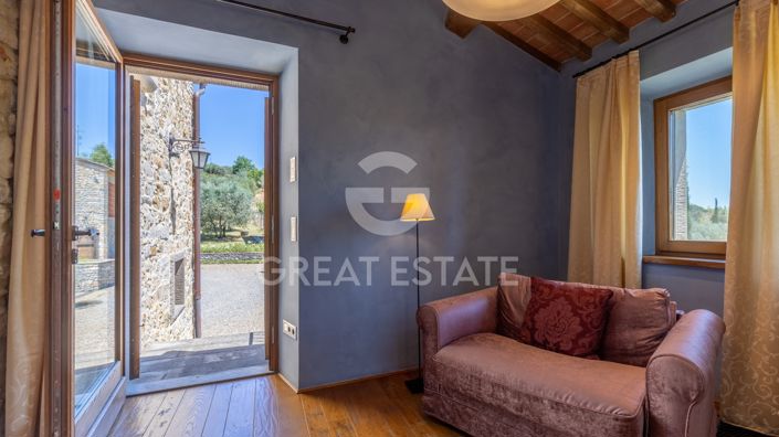 Image No.40-7 Bed Country House for sale