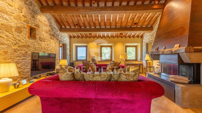 Image No.45-7 Bed Country House for sale