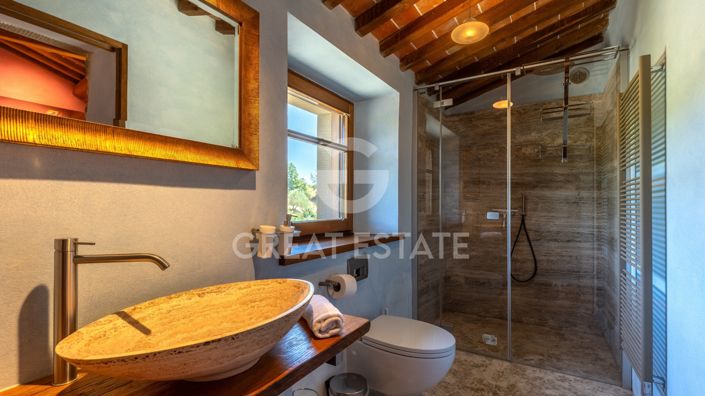 Image No.48-7 Bed Country House for sale