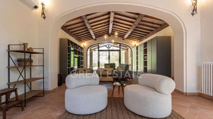 Image No.33-6 Bed Country House for sale