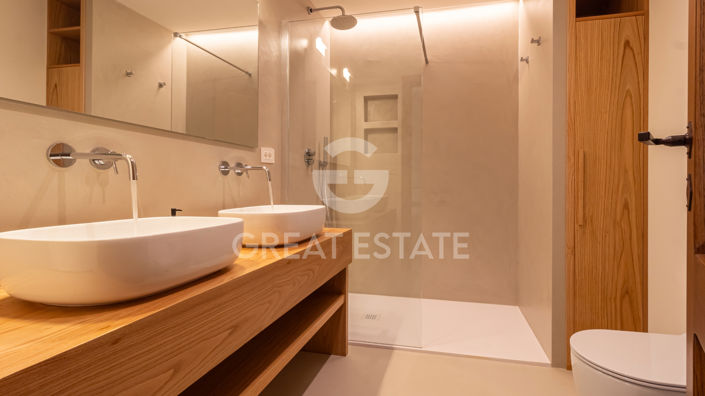 Image No.48-6 Bed Country House for sale