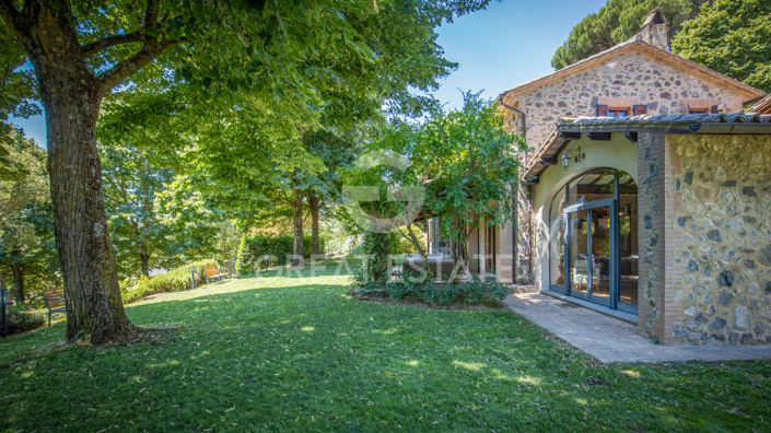 Image No.7-6 Bed Country House for sale