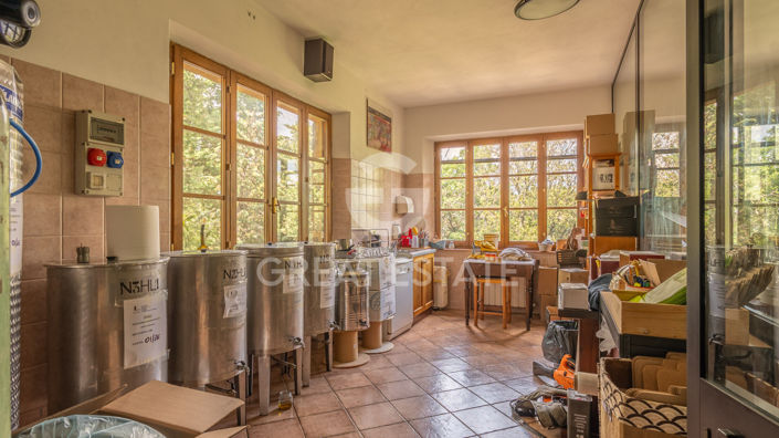 Image No.30-3 Bed Country House for sale