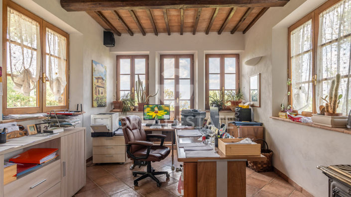 Image No.33-3 Bed Country House for sale