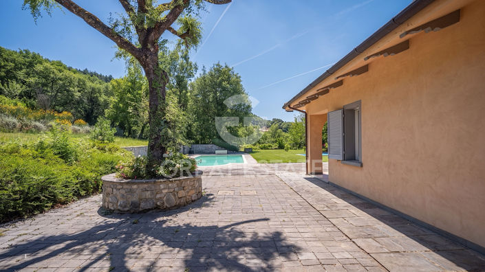 Image No.11-5 Bed Villa for sale