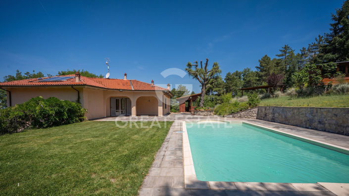 Image No.12-5 Bed Villa for sale