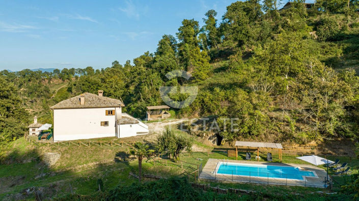 Image No.16-4 Bed Country House for sale