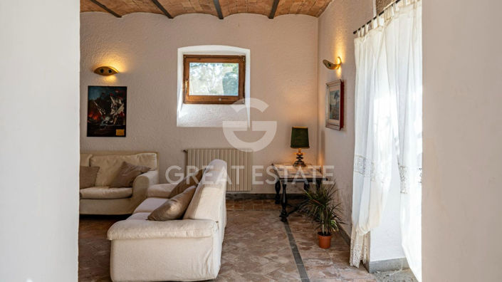 Image No.21-4 Bed Country House for sale