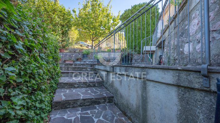 Image No.9-3 Bed Country House for sale