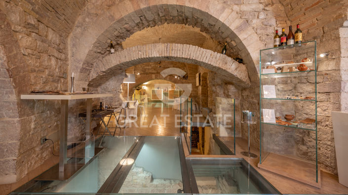 Image No.7-5 Bed Townhouse for sale