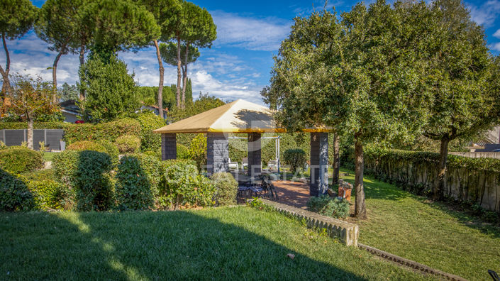 Image No.14-6 Bed Villa for sale