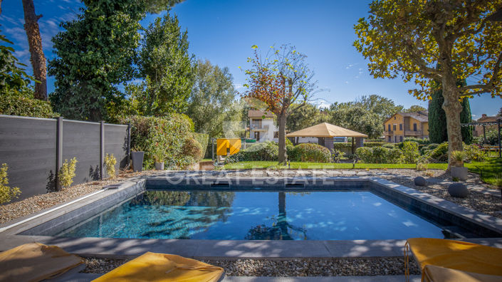 Image No.17-6 Bed Villa for sale